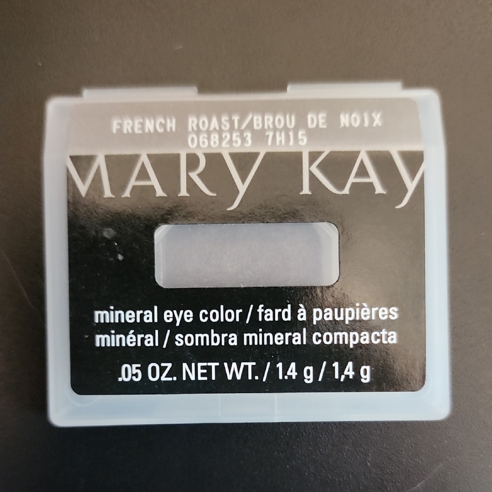 Mary Kay Mineral Brown Eyeshadow Compact
